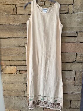 VTG Cream Sleeveless 100% Linen Maxi Dress with Embroidered Elephants on Hem